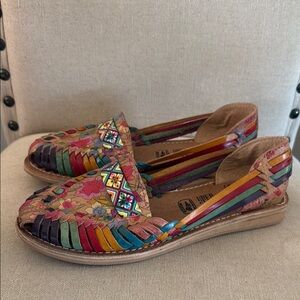 Solei Women’s Colorful Floral Woven Huarache Sandals Flats Pink Red US Size 8